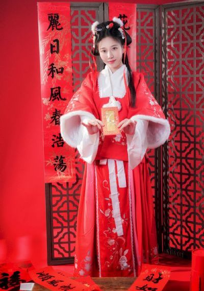日本私人影院_十万网红美女美酱