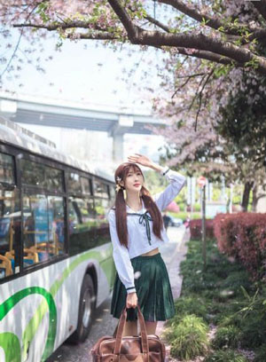 17岁高清完整版免费_1080超清在线观看
