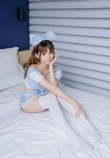 和闺蜜男友电影院疯狂做_BD韩语韩国电影在线观看